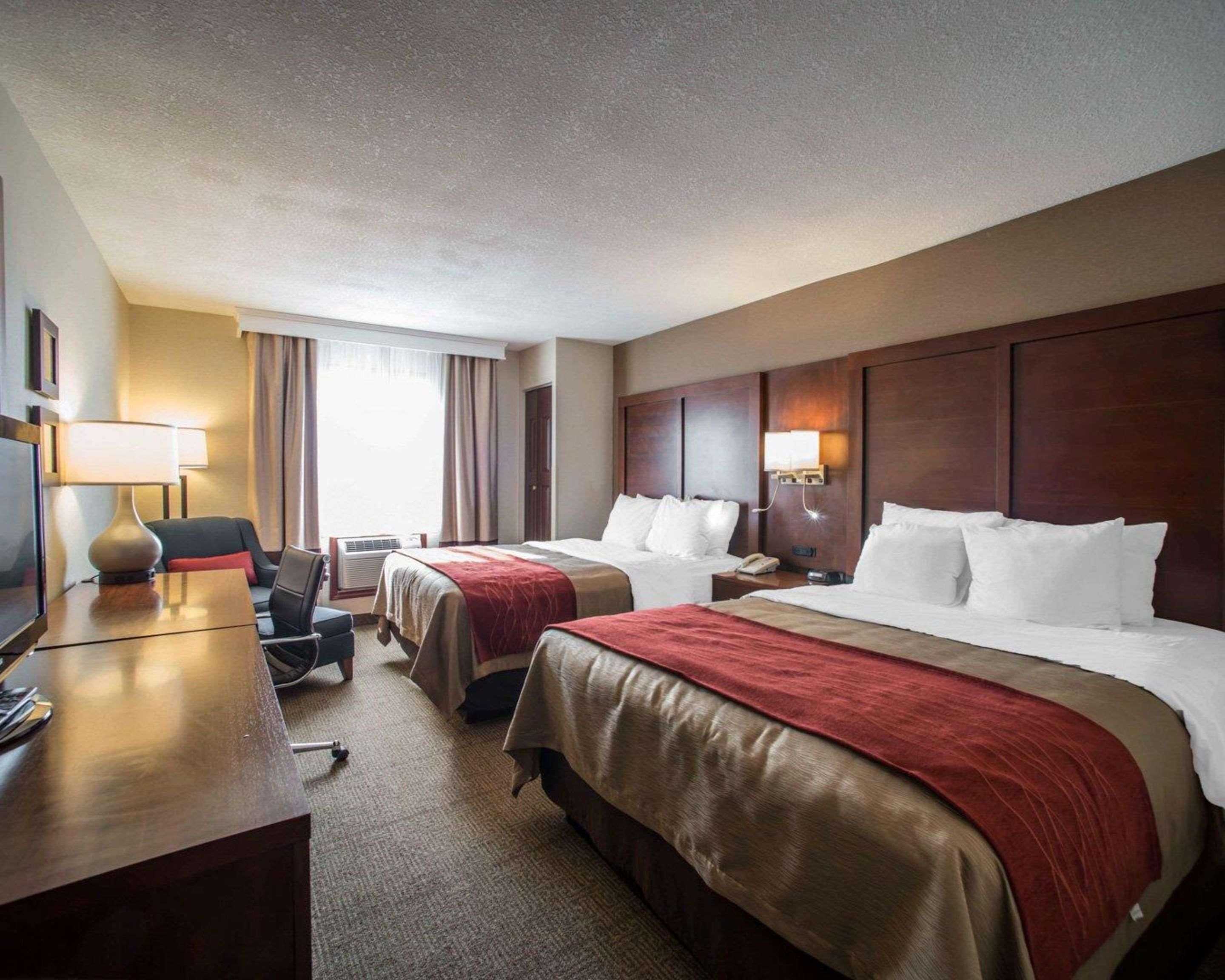 Quality Inn & Suites Boonville - Columbia Bagian luar foto