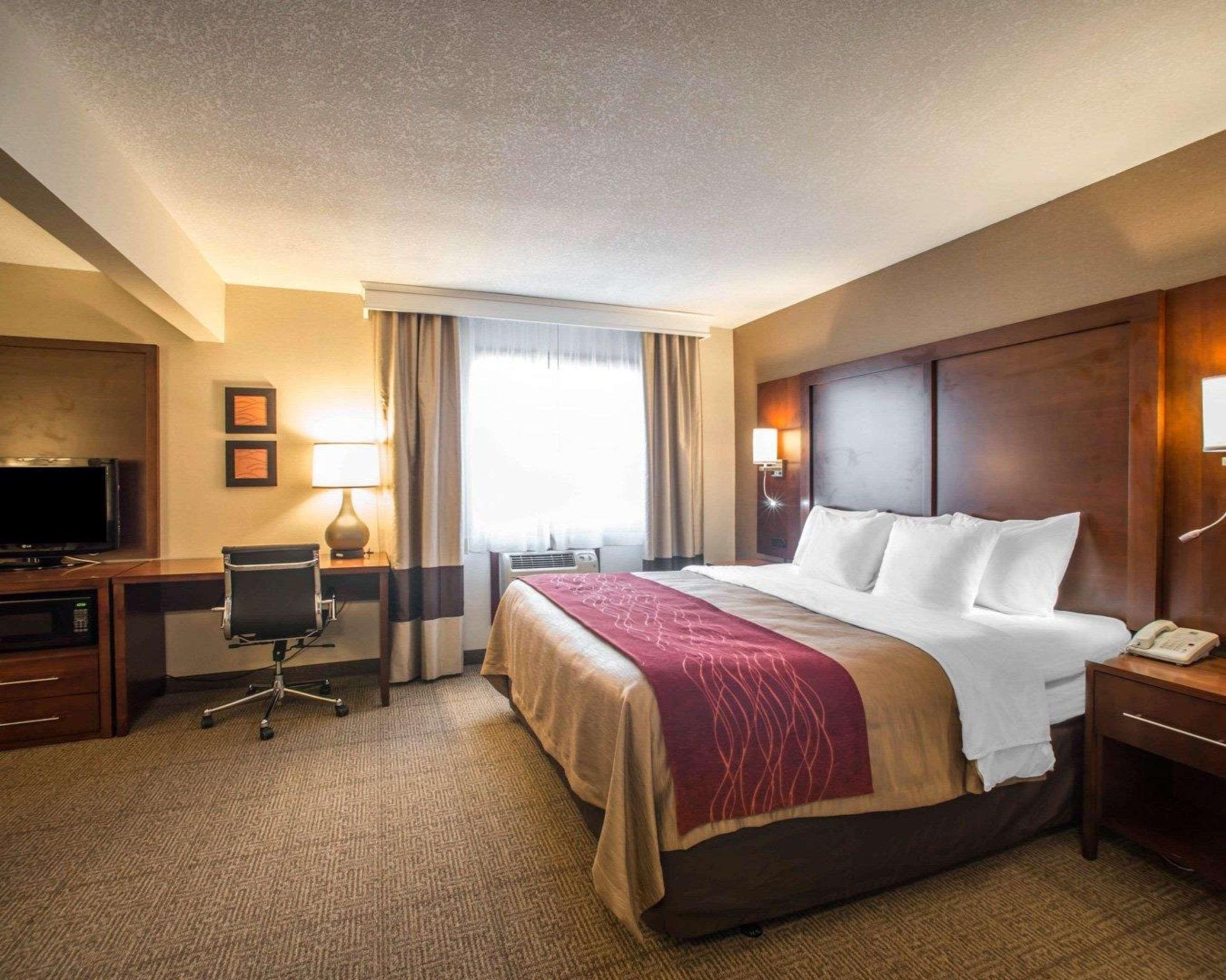 Quality Inn & Suites Boonville - Columbia Bagian luar foto