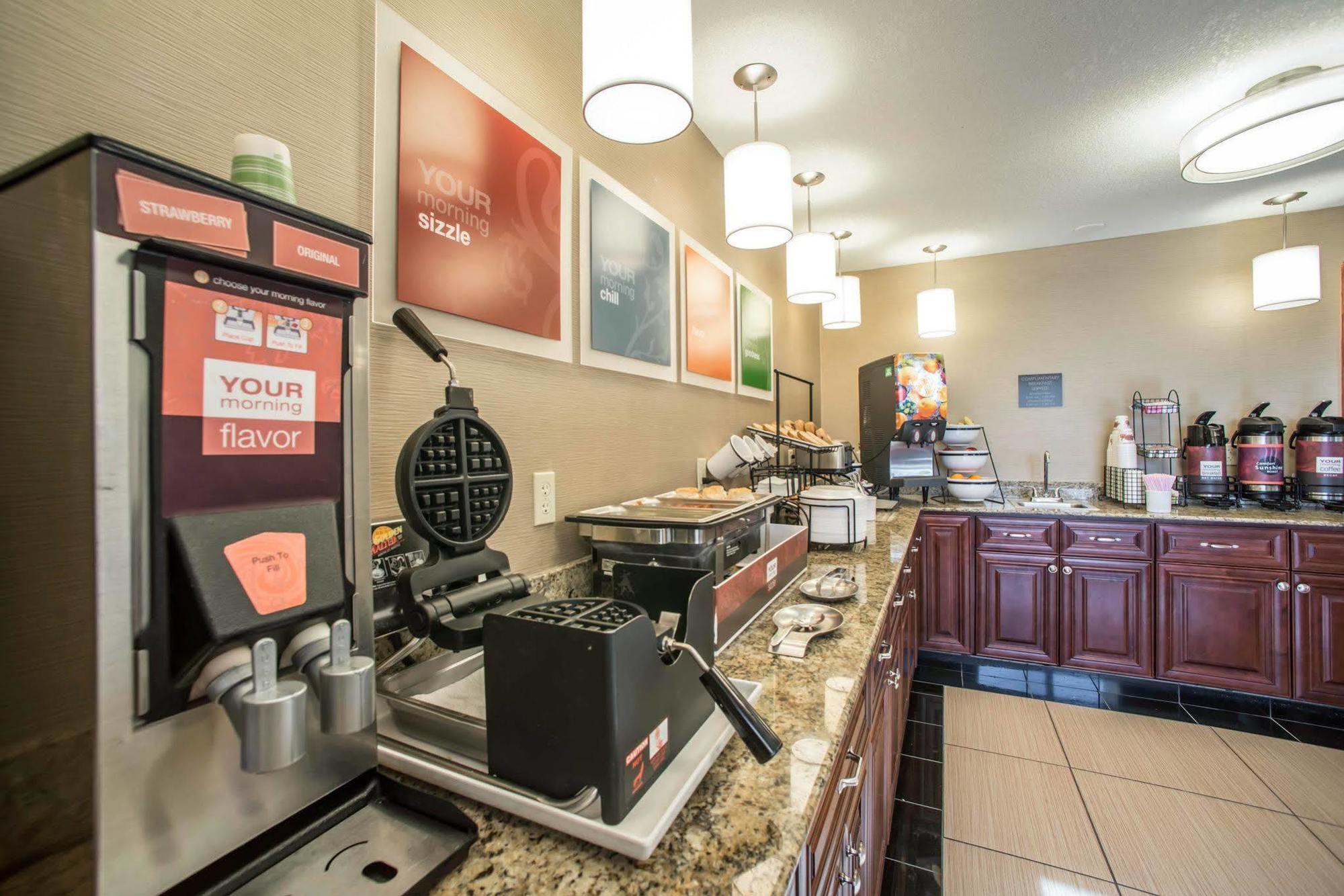 Quality Inn & Suites Boonville - Columbia Bagian luar foto